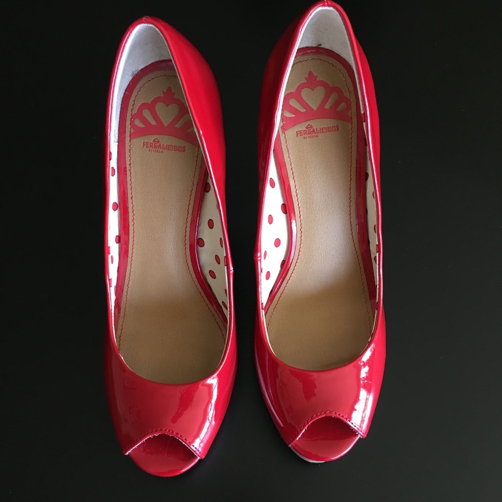 Shoes - Picture 3 of 4